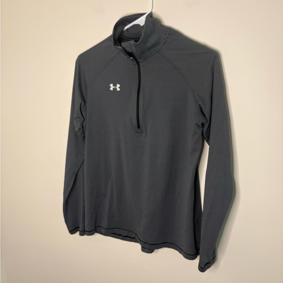 Under Armour Black Grey Women’s Small Long Sleeve Athletic Top - Picture 2 of 8